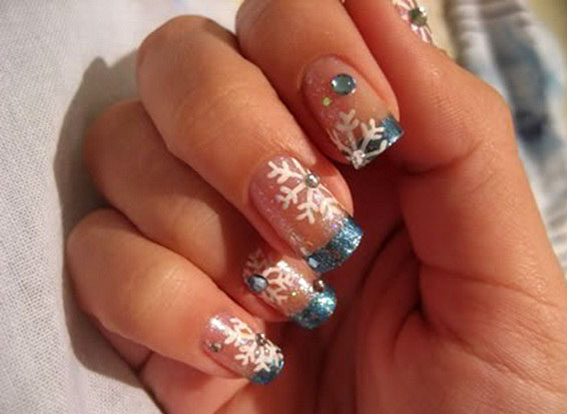 novogodnij-dizajn-nogtej-16
