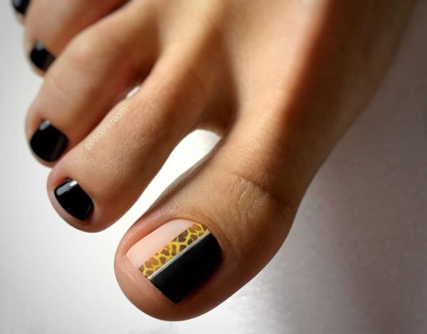 Педикюр с животным принтом леопард