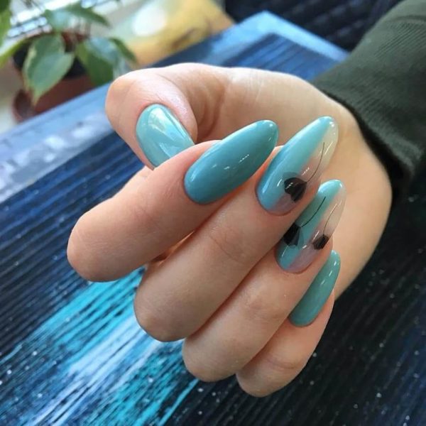 Простой бирюзовый маникюр