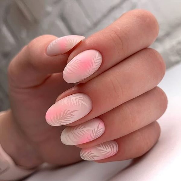 Простой маникюр на длинные ногти стемпинг