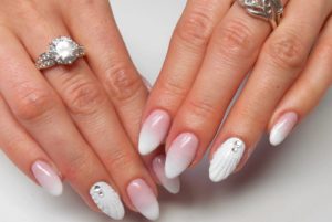 Свадебный вариант - дизайн ракушка на длинные ногти
