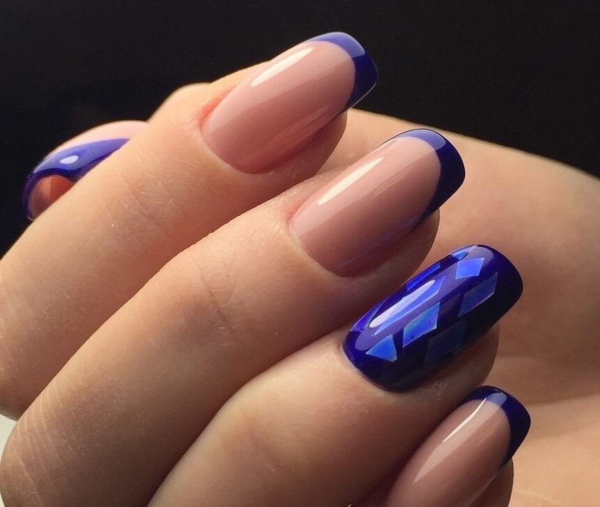 Синий френч и битое стекло