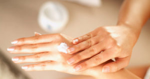 Как сделать СПА маникюр в домашних условиях