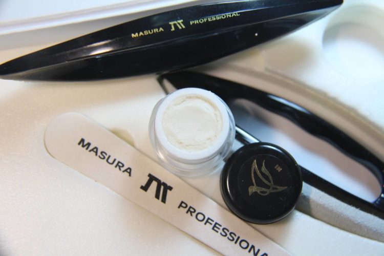Технология ухаживающего сухого маникюра Masura