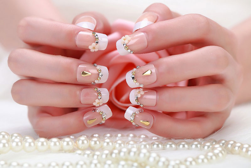 strazy-na-nogtyax-foto-08