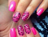 strazy-na-nogtyax-foto-28