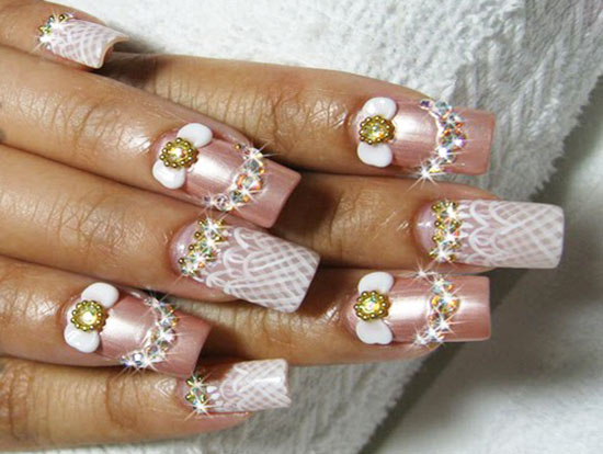Свадебный дизайн ногтей под платье