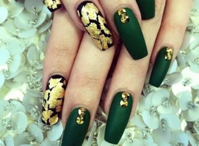 Пример золотого с зеленым